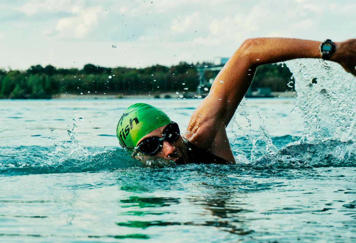 Organisation der 7,5 km langen Schwimmstrecke in der Serra de Tramuntana, Mallorca