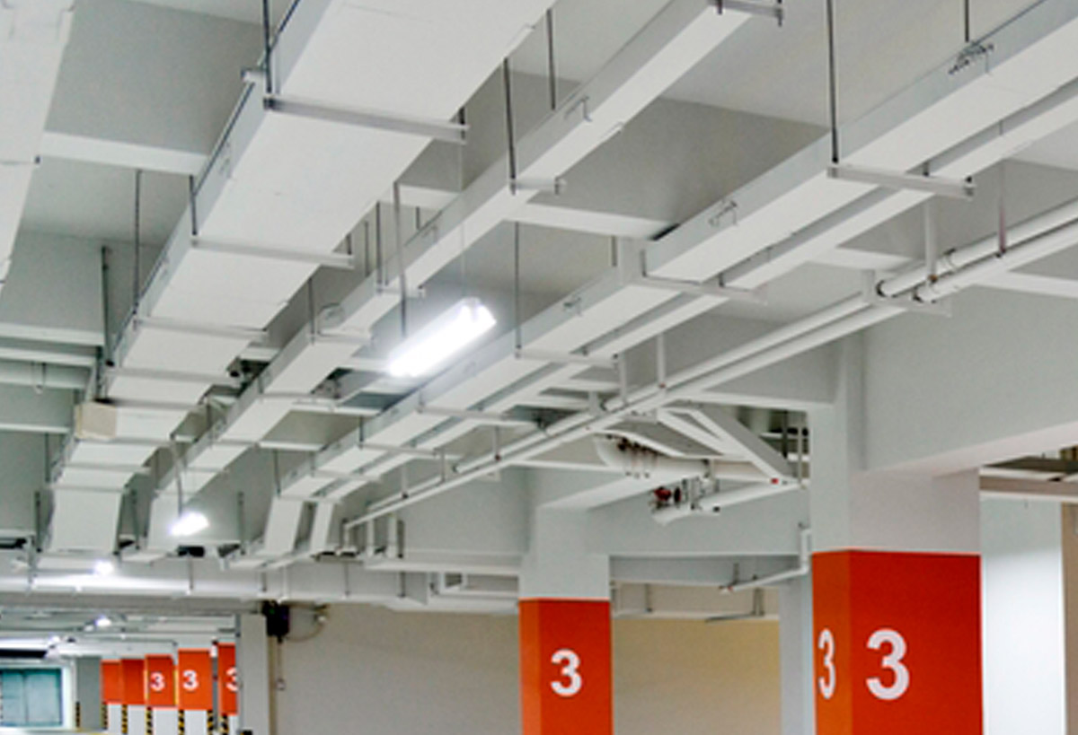 Reconstruction of a 90-metre car park for a private house